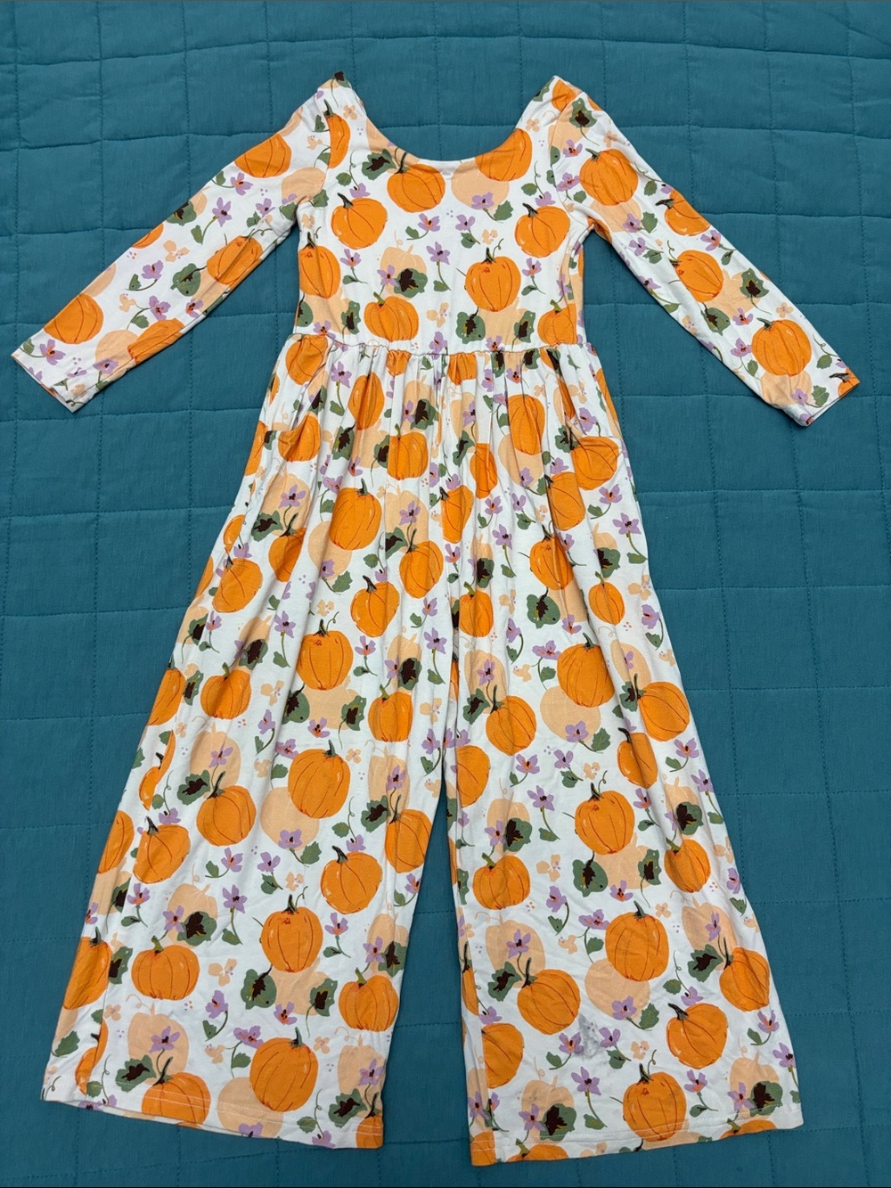 SweetHoney White Pumpkin Print Long Sleeve Jumpsuit Leggy Romper 4T